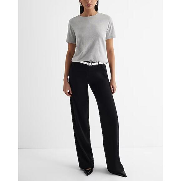 Express Women's Skimming Cotton Crew Neck Short Sleeve Tee SZ Large NWT - Picture 1 of 7